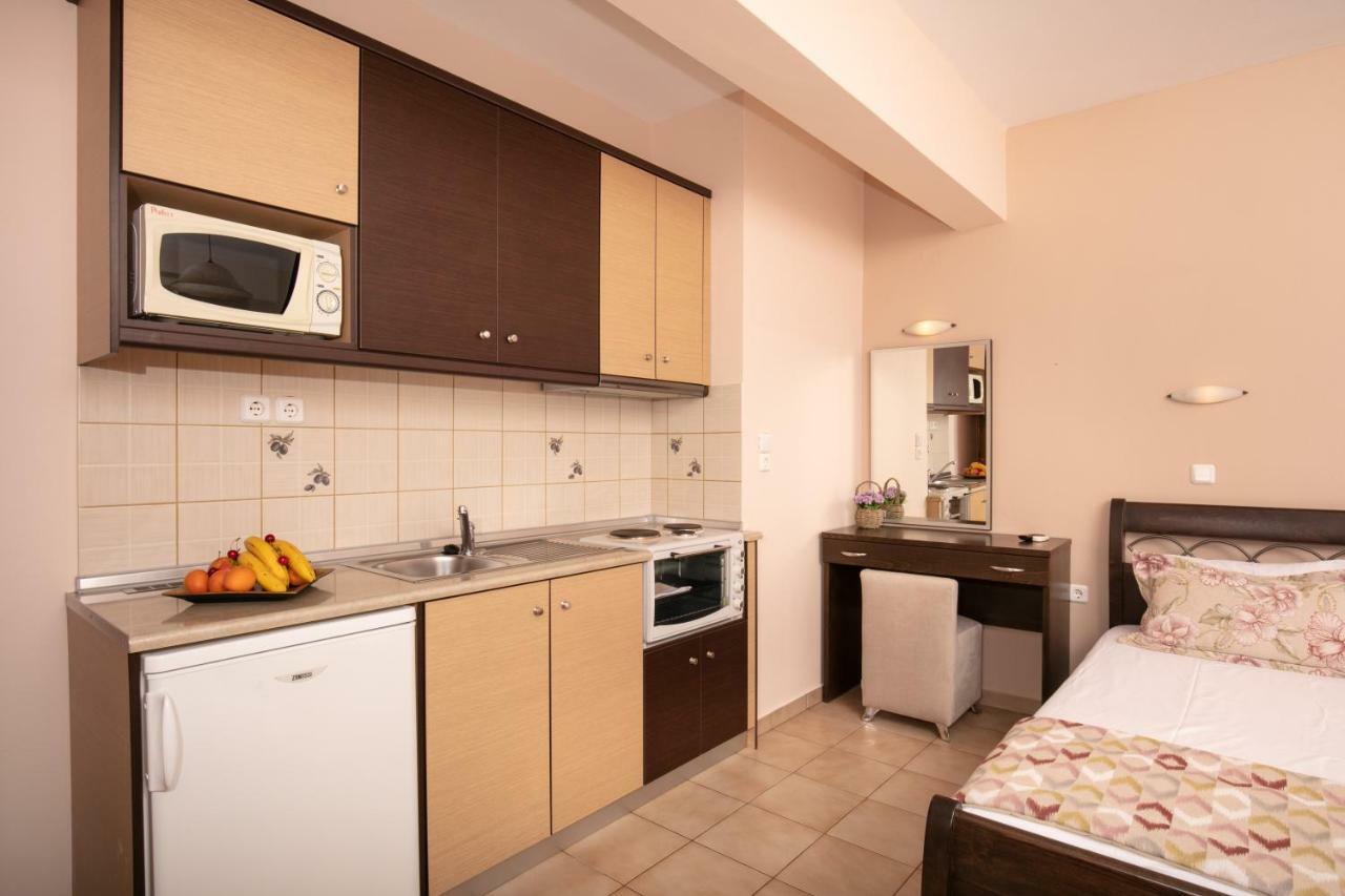 Dryades Apartments&Studios Skala Potamia  Exterior foto